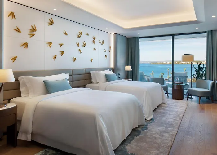 מלון Reges, A Luxury Collection & Spa,